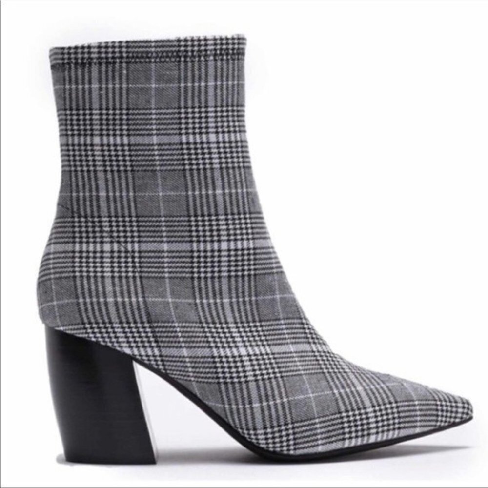 NEW Jeffrey Campbell Plaid Houndstooth Ankle Booties with Angled Block Booties